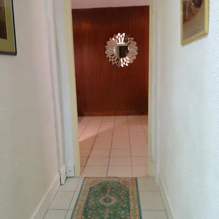 Jules Ferry, 4 * Angoulême