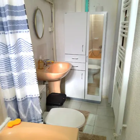 Jules Ferry, 4 * Angoulême