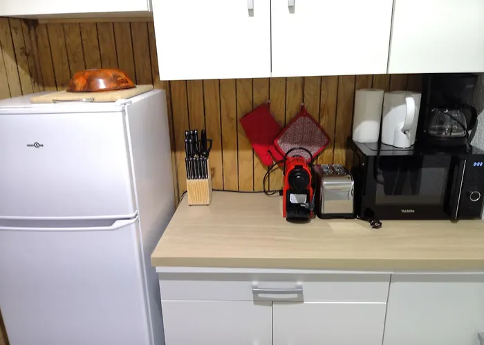 Jules Ferry, 4 * Angouleme