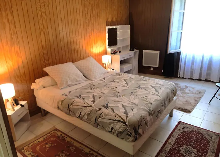 Jules Ferry, 4 * Angouleme