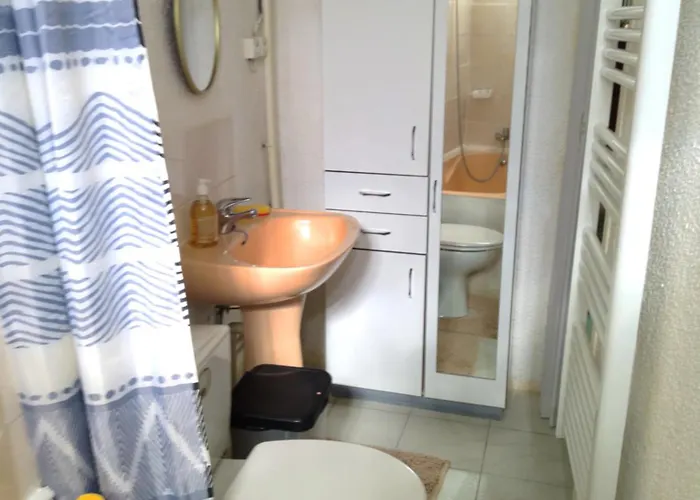 Jules Ferry, 4 * Angouleme